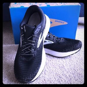 Brooks Revel 3